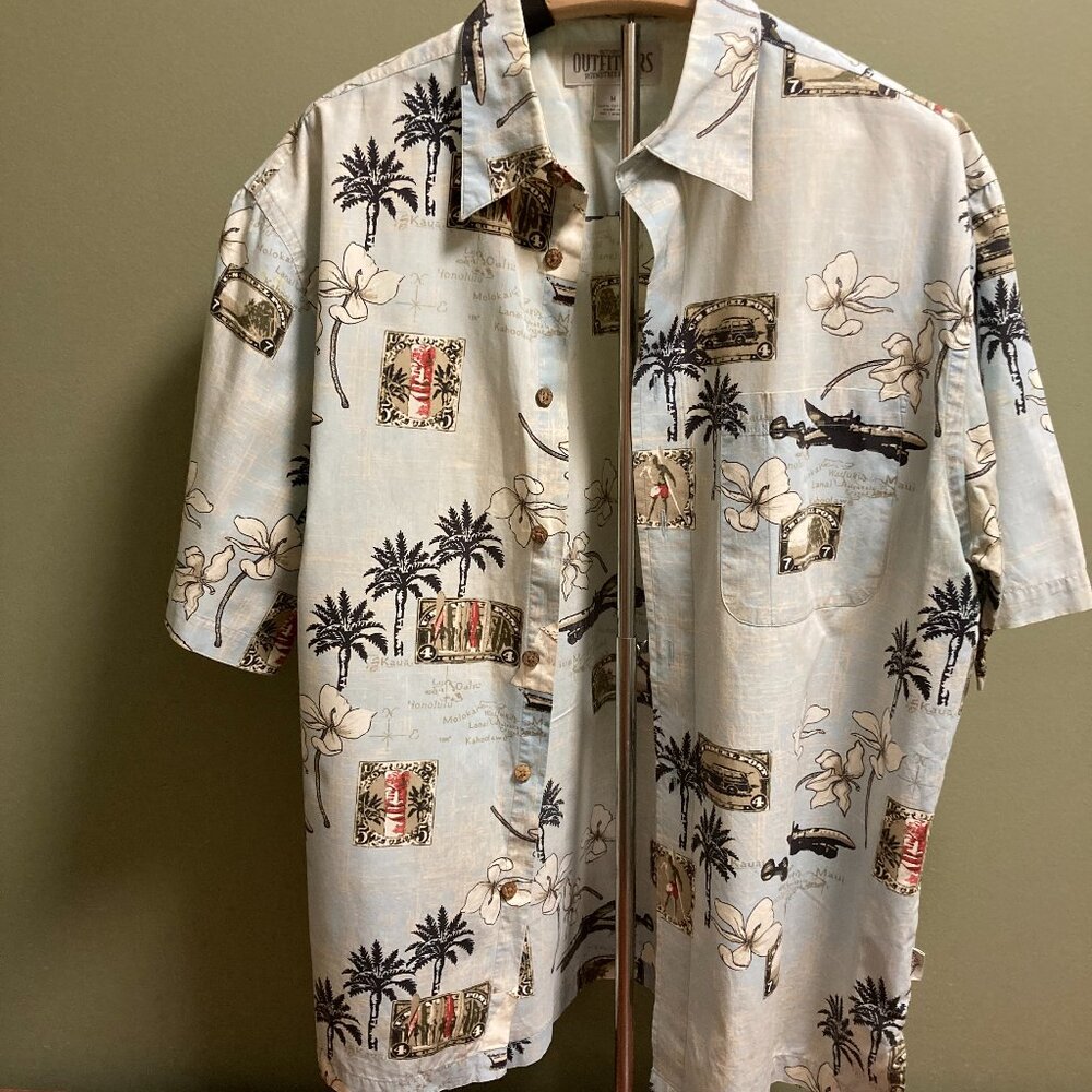 OUTFITTERS MENS  SHORT SLEEVE HAWAIIAN THEME   MED SHIRT